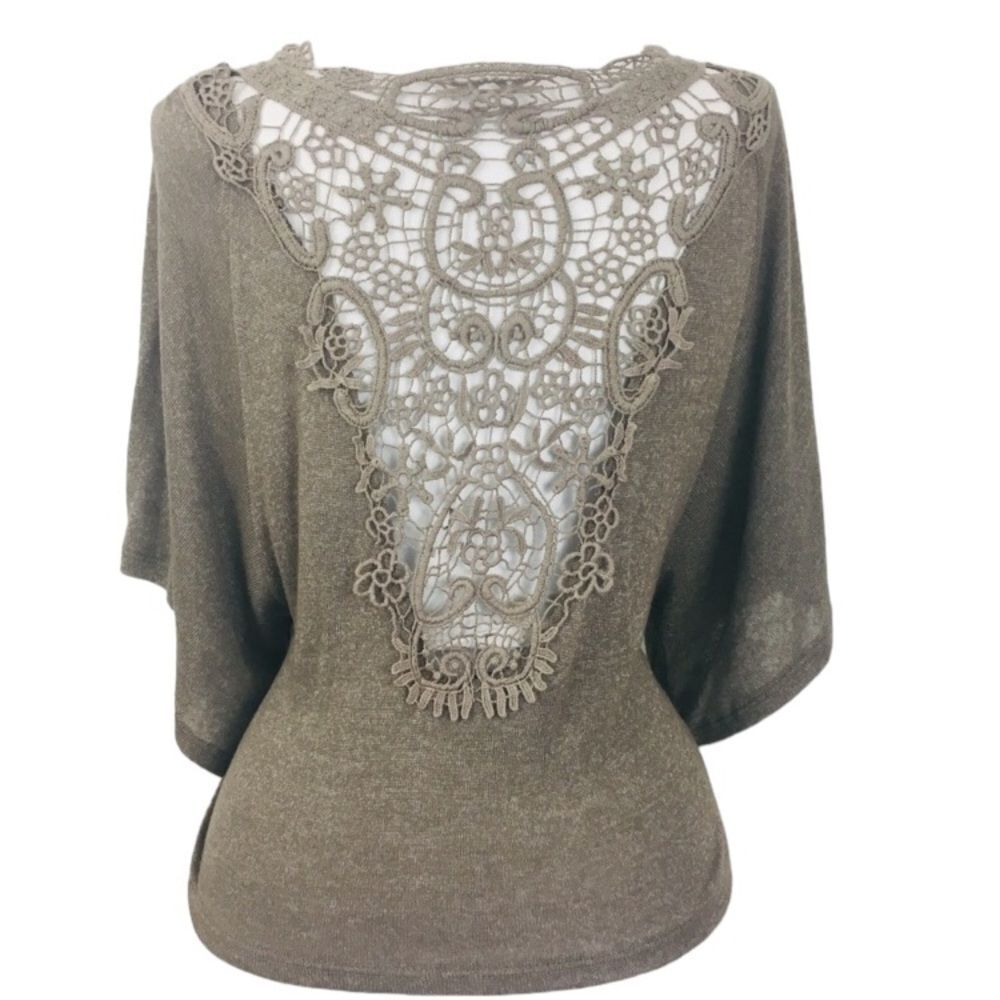 Love By Design Lace Back Detailed Top Women’s size Medium Boho Peasant - Picture 2 of 6